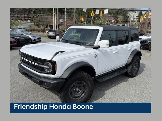 Oxford White 2024 Ford Bronco Outer Banks 4-Door 4WD SUV / Crossover Four-Wheel Drive Automatic