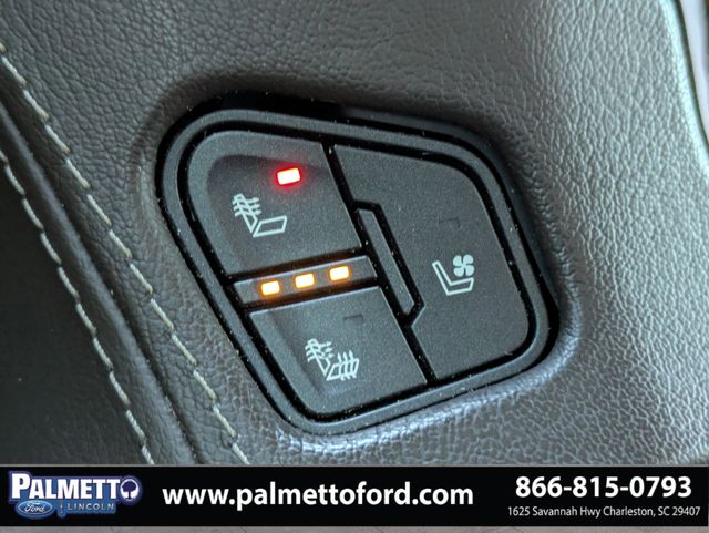 used 2018 Chevrolet Suburban car, priced at $24,900