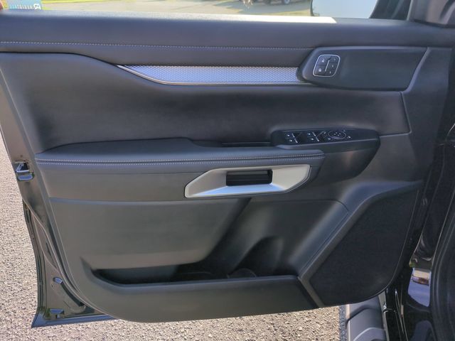Used 2026 Black Ford Lariat image 12