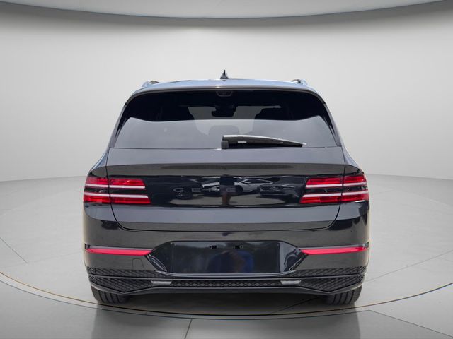 2027 Genesis GV80