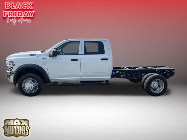 2024 Ram 5500HD Tradesman 4