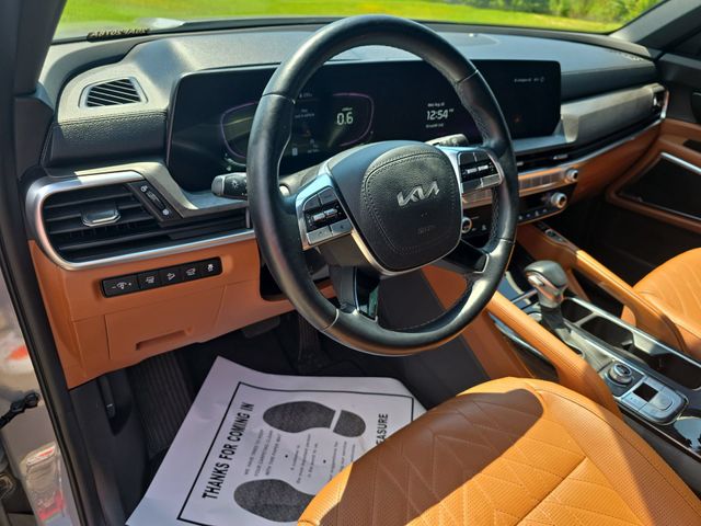 Used 2024 Wolf Gray Kia EX X-Line image 18
