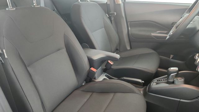 2025 Nissan Kicks Play