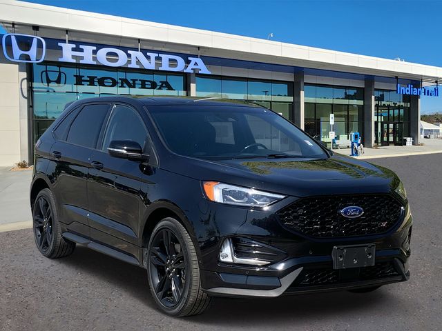 2019 Ford Edge ST 1