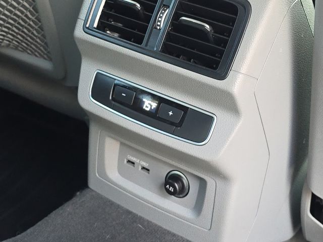 2022 Audi Q5 e:46803A
