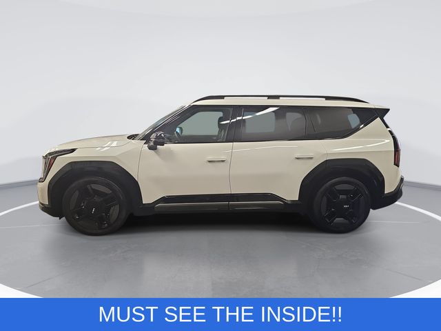 Used 2024 White Kia GT-Line image 6