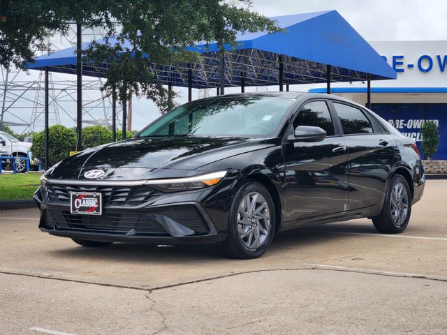 2024 Hyundai Elantra SEL Black at DeMontrond Gulf Freeway
