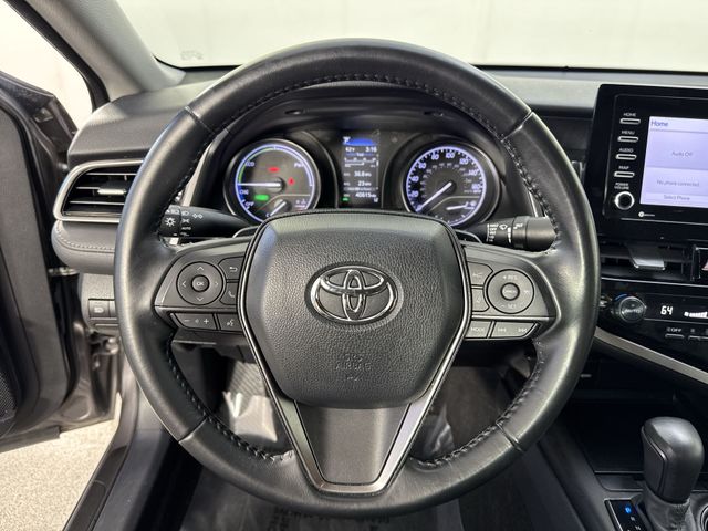 2021 Toyota Camry Hybrid SE photo