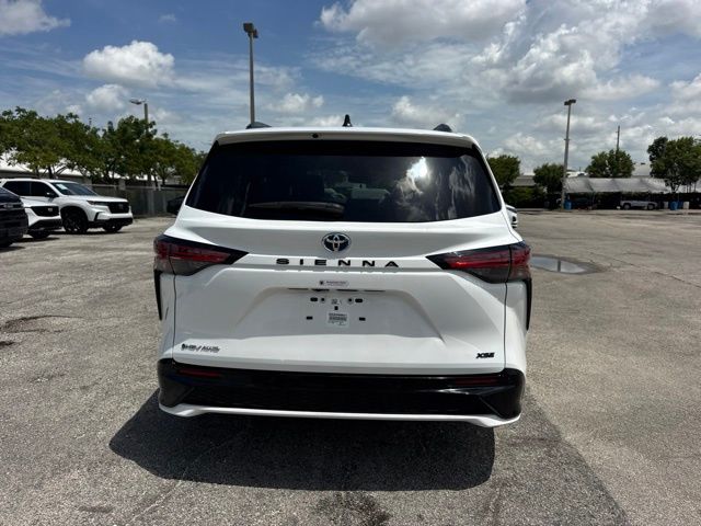 2025 Toyota Sienna - $51,988