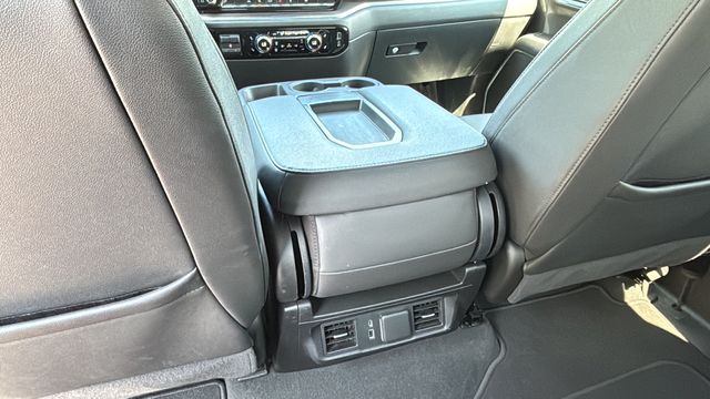 Used 2025 Black GMC SLT image 20