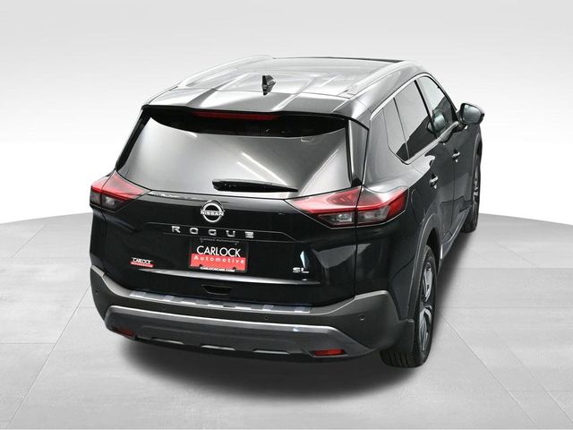 2023 Nissan Rogue SL 32