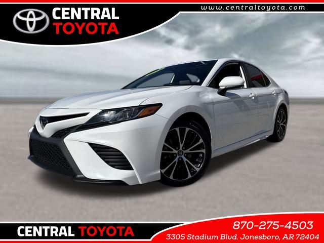 2019 Toyota Camry SE FWD