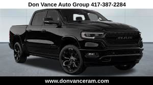 Diamond Black Crystal Pearlcoat 2020 RAM 1500 Laramie Crew Cab 4WD Pickup Truck Four-Wheel Drive 8-Speed Automatic