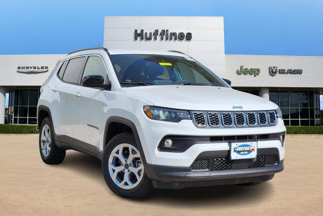 2025 Jeep Compass Latitude 1