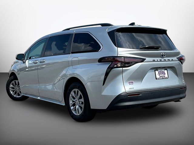 Used 2023 Toyota Sienna Van
