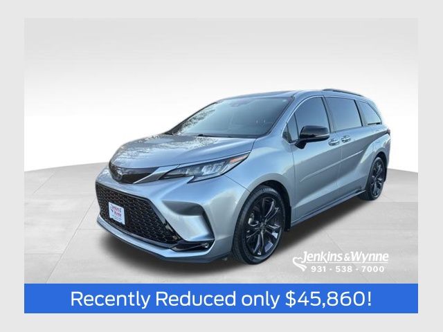 2024 Toyota Sienna XSE 7-Passenger FWD