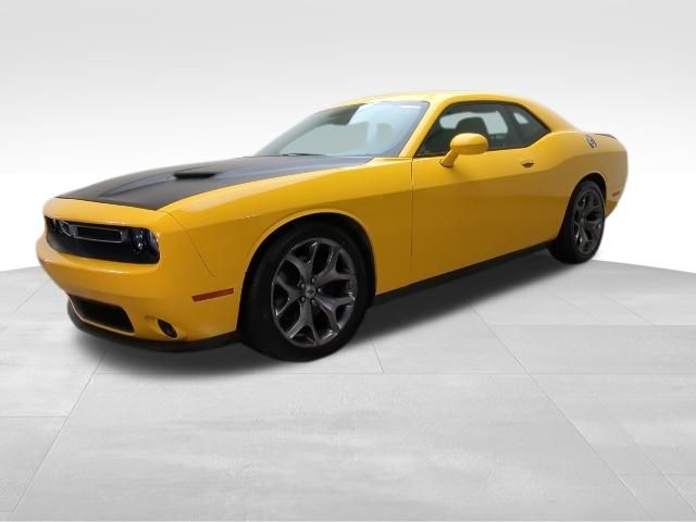 2017 Dodge Challenger SXT Plus