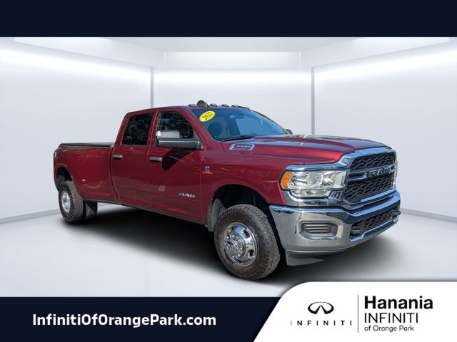 Delmonico Red Pearlcoat 2022 RAM 3500 Pickup Truck Four-Wheel Drive 6-Speed Automatic