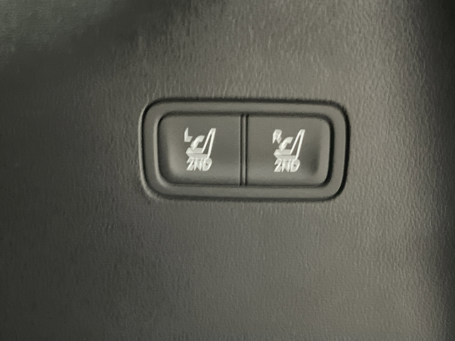 Used 2024 Ultimate Red Hyundai Limited image 17