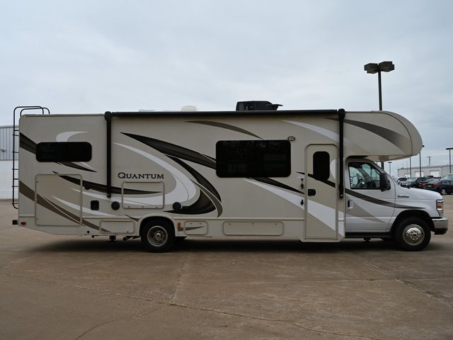 2016 Ford E-450 Cutaway 