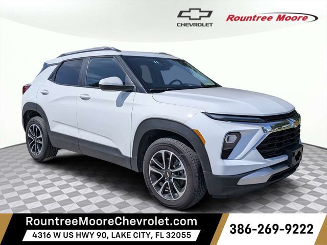 Summit White 2025 Chevrolet Trailblazer SUV / Crossover Four-Wheel Drive 9-Speed Automatic