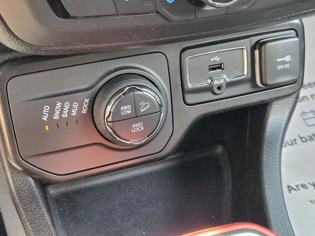 Used 2020 Red Jeep Trailhawk image 23