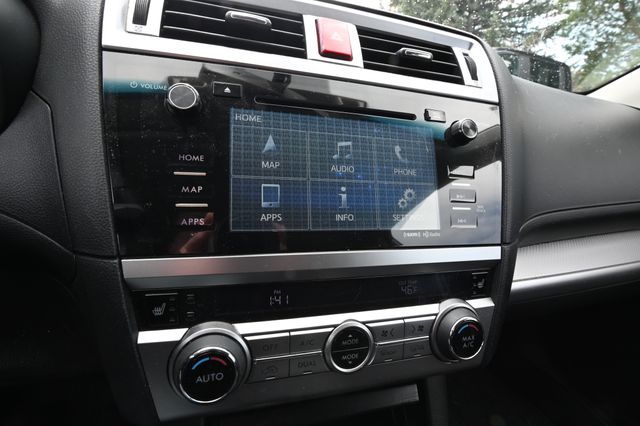 Used 2016 Gray Subaru 2.5i Premium image 10