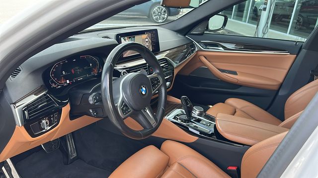 2021 BMW 5 Series 530i 14