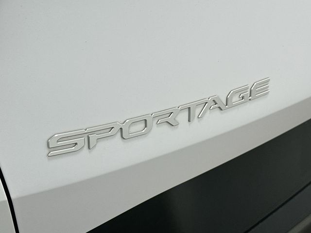 2023 Kia Sportage X-Line White at Auto Express Mitsubishi