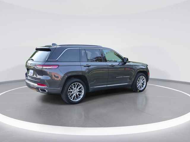 Used 2025 Gray Jeep Summit image 8