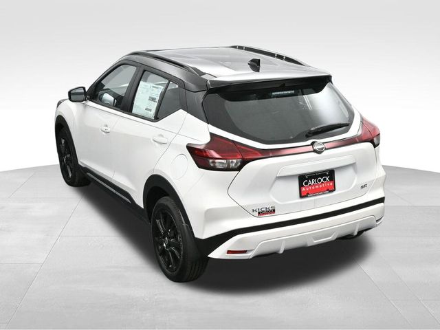 2024 Nissan Kicks SR 33