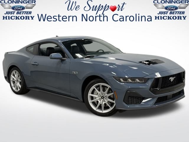2025 Ford Mustang GT photo