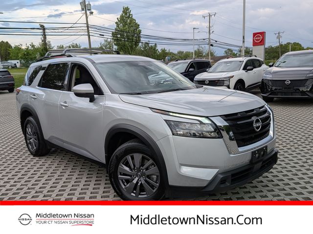 Brilliant Silver Metallic 2025 Nissan Pathfinder SV 4WD SUV / Crossover All-Wheel Drive 9-Speed Automatic