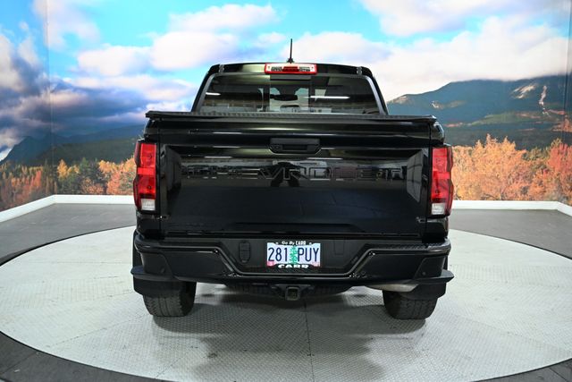 View vehicle photo 7