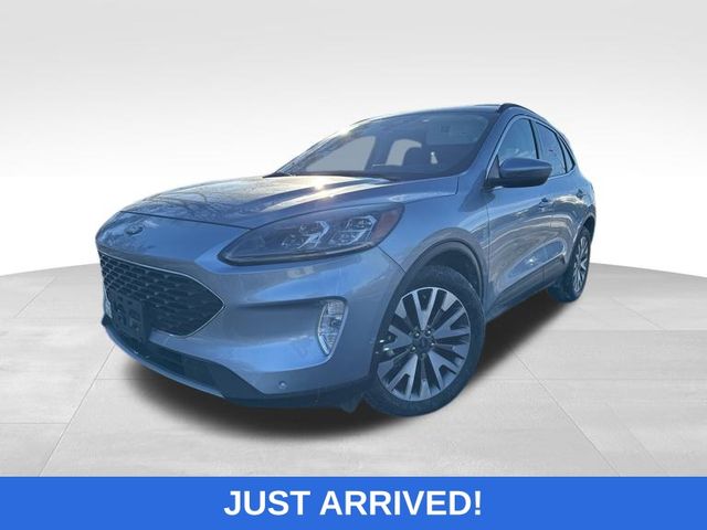 2022 Ford Escape Hybrid Titanium FWD