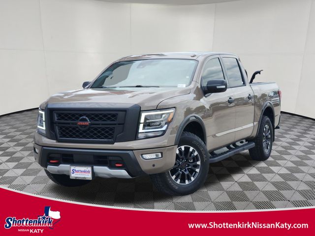 2021 Nissan Titan PRO-4X 4X4 Crew Cab's photo