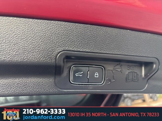 Used Car 2023 Ford Explorer  Xlt For Sale Under $35,000 In San Antonio, Texas