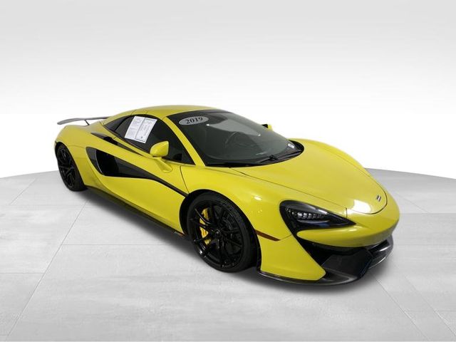 2019 McLaren 570S Convertible 10