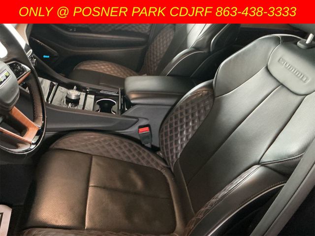 2025 Diamond Black Jeep Grand Cherokee L Summit 4X4 SUV