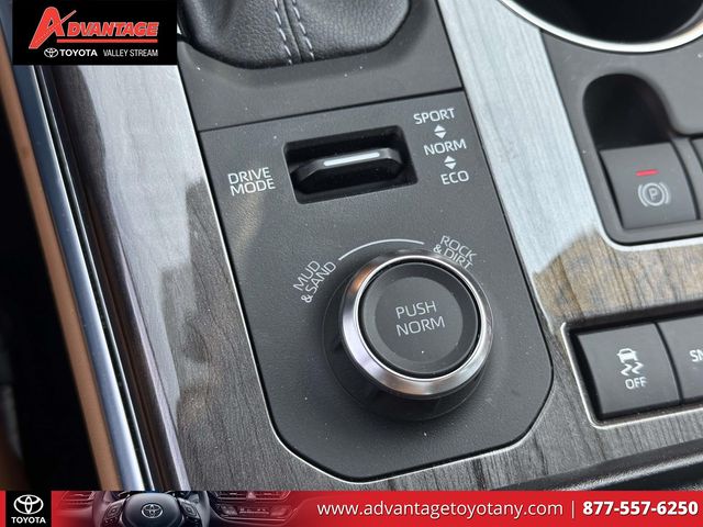 Used 2022 Toyota Highlander SUV