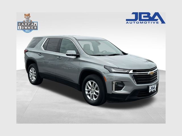 Sterling Gray Metallic 2023 Chevrolet Traverse SUV / Crossover Front-Wheel Drive 9-Speed Automatic