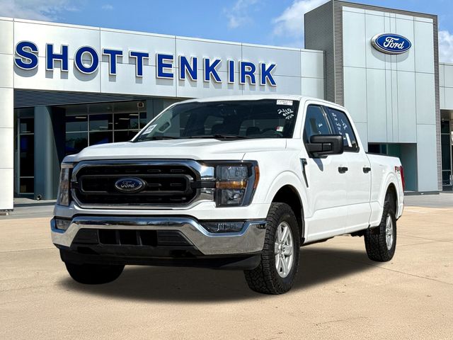 Used 2023 White Ford XLT image 3