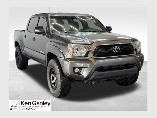 Magnetic Gray Metallic 2014 Toyota Tacoma Pickup Truck Four-Wheel Drive 5-Speed Automatic