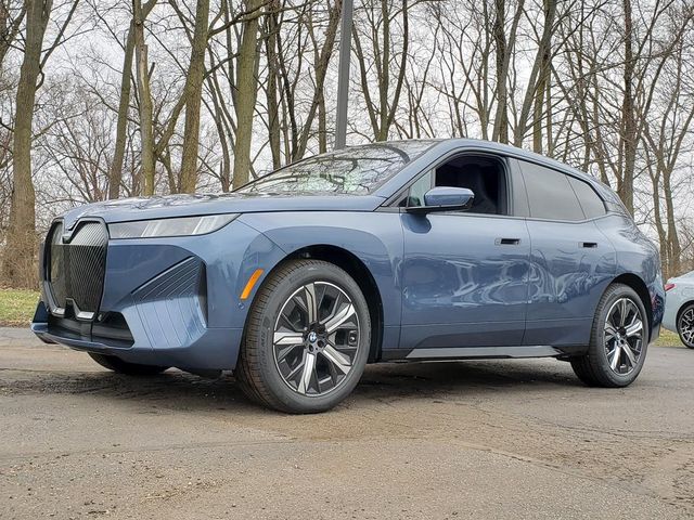 2026 BMW iX xDrive45