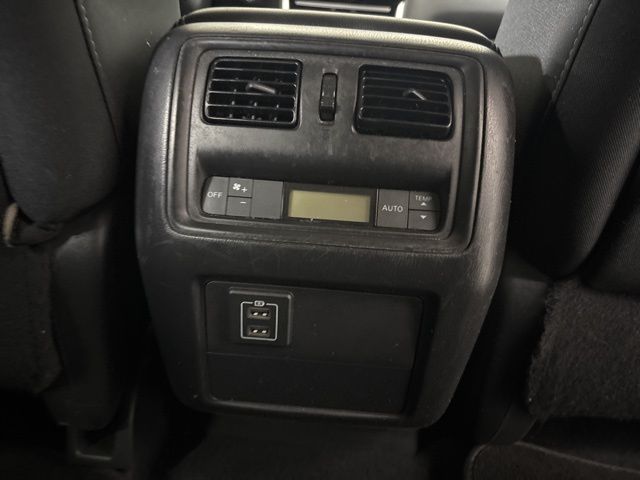 2018 Nissan Pathfinder S photo