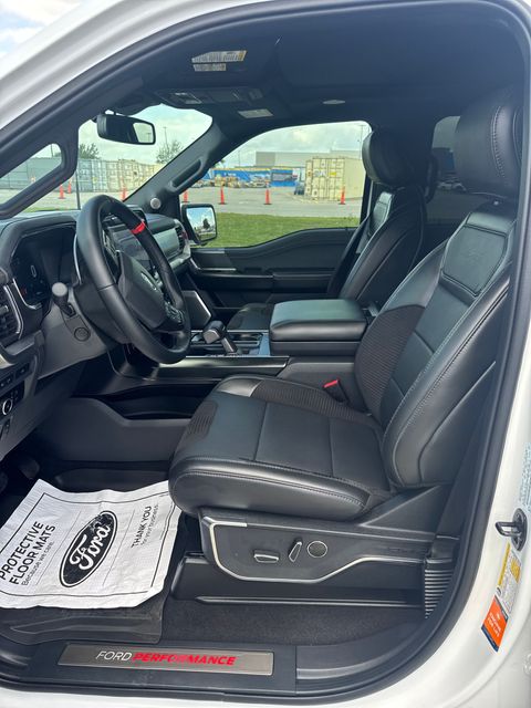 2023 Oxford White Ford F-150 Raptor 4X4 Truck