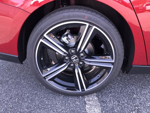 new 2025 Honda Accord Hybrid car, priced at $33,755