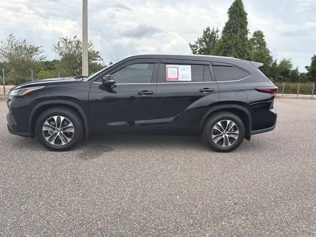 Used 2024 Toyota Highlander SUV