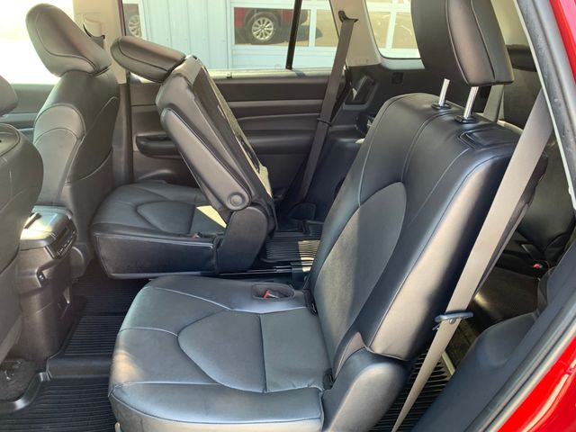 Used 2025 Toyota Grand Highlander Hybrid SUV