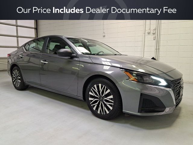 Gray (Gun Metallic) 2024 Nissan Altima Sedan Front-Wheel Drive Continuously Variable Transmission